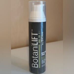 BOTANILIFT BY SKINN NECK CORRECTOR CREAM W/AGM BOTANICAL EXTRACT COMPLEX SEALED